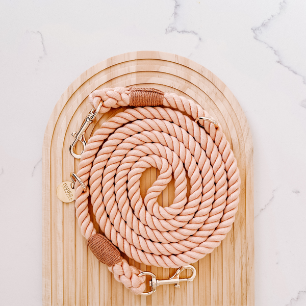 Hands Free Leash - Peach