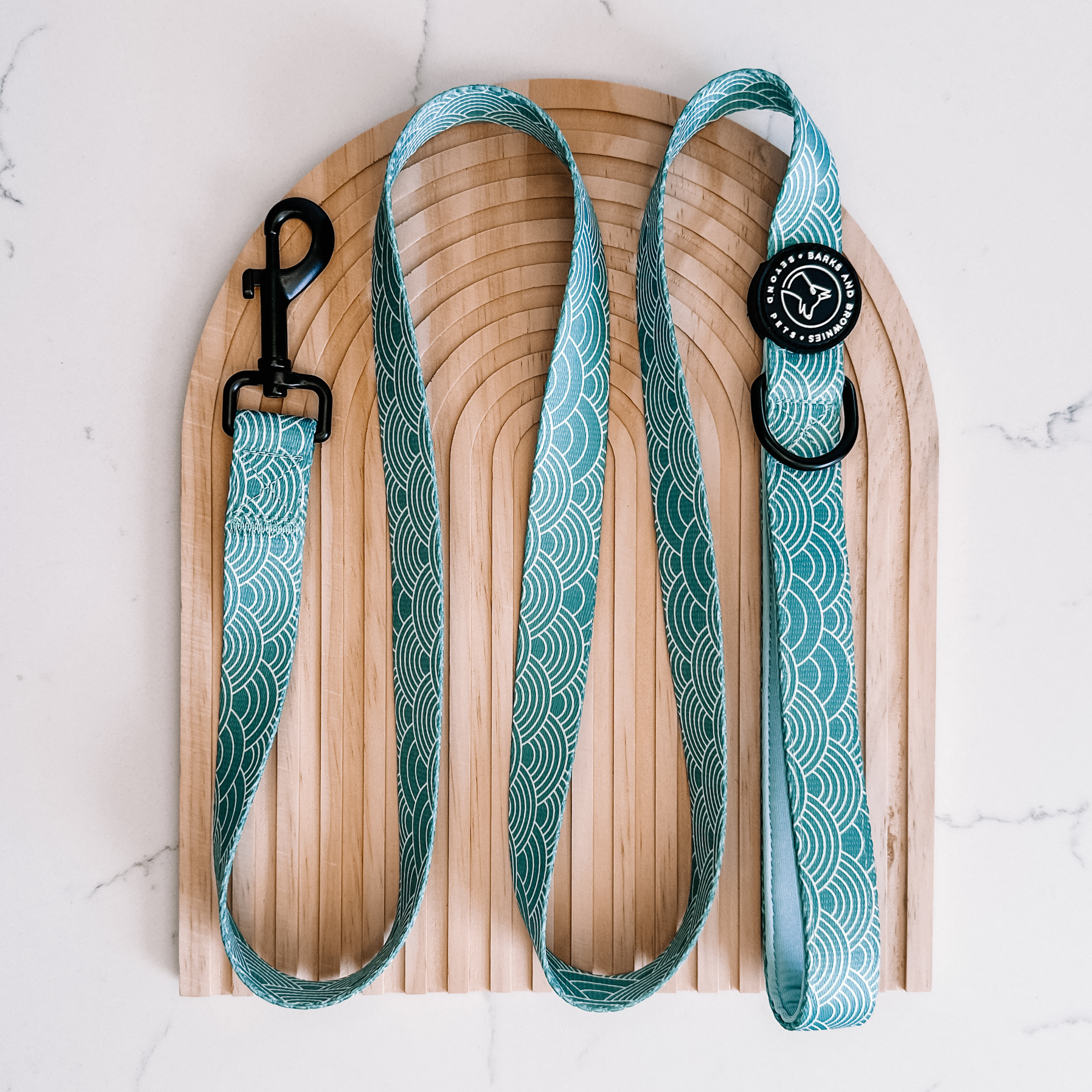 Japanese Waves Dog Leash